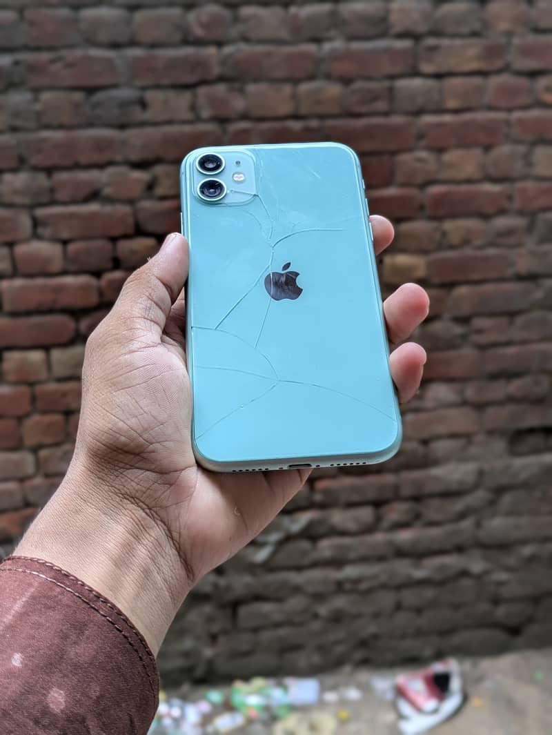Apple iPhone 11 5