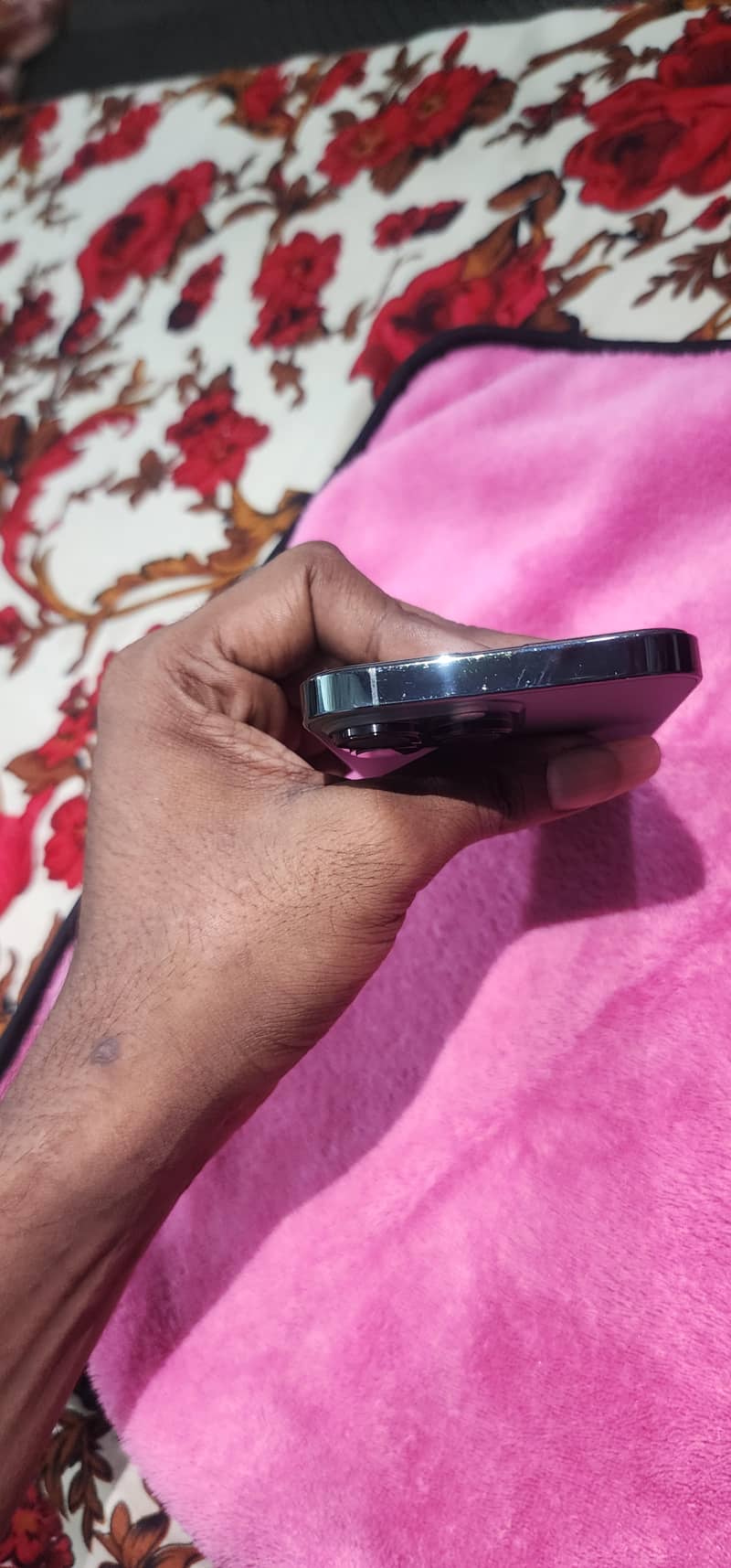 iPhone 13 Pro 4