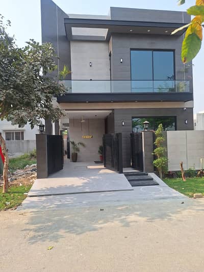 100 % Original Picture Defence 5 Marla Brand New Mohsin Design House For Sale