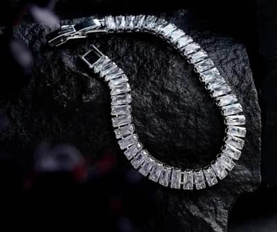 Bracelet Nice for giving Gift
