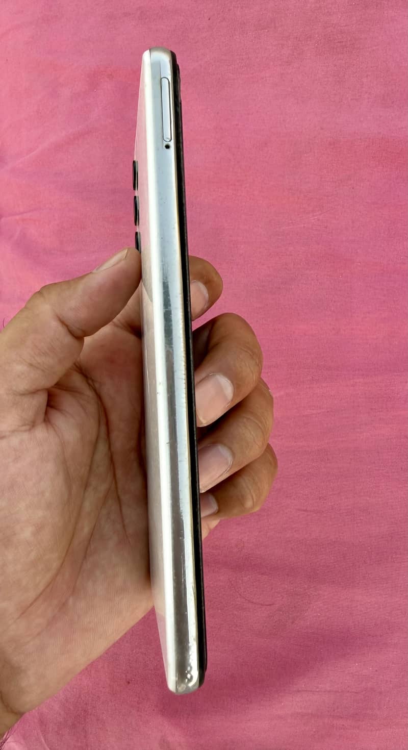 Samsung Mobile A32 1