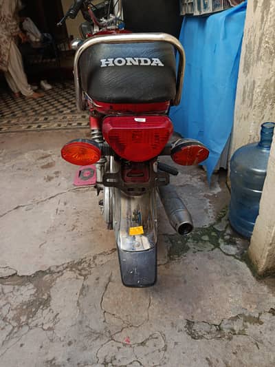 Honda cd 70