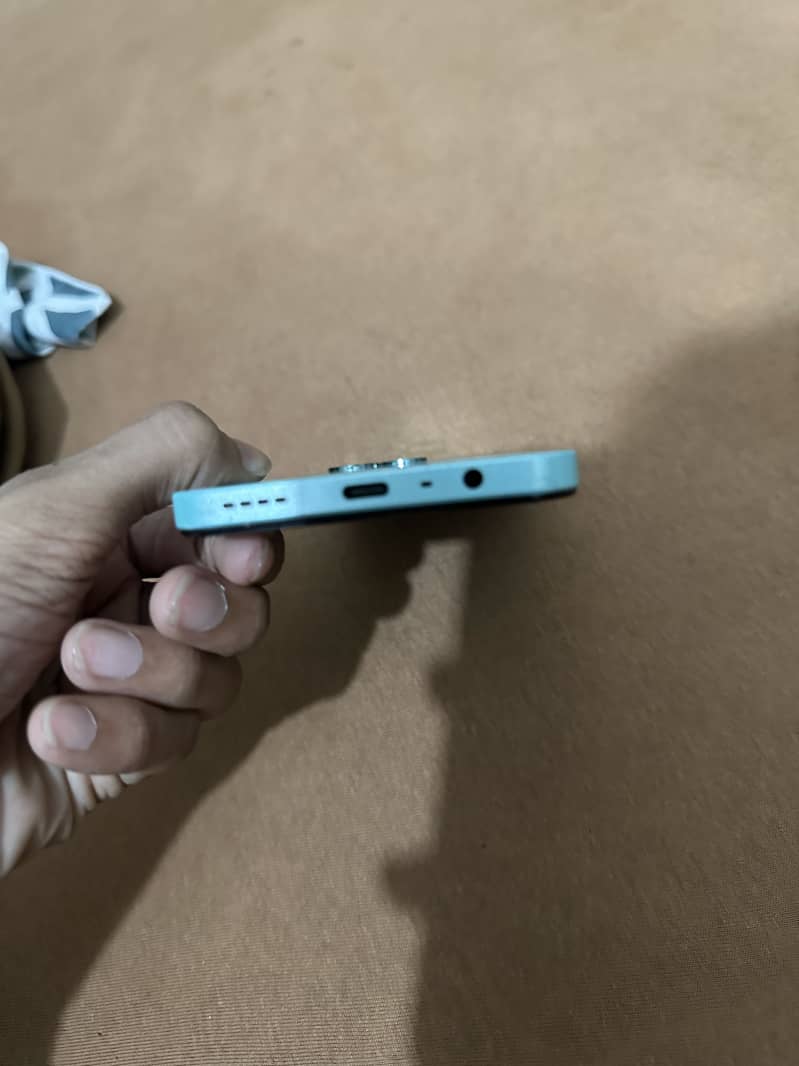 Realme C51 1