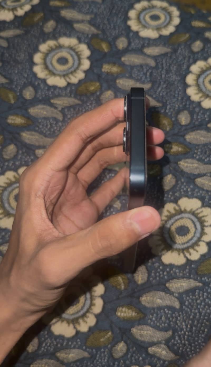 Apple iPhone 14 2