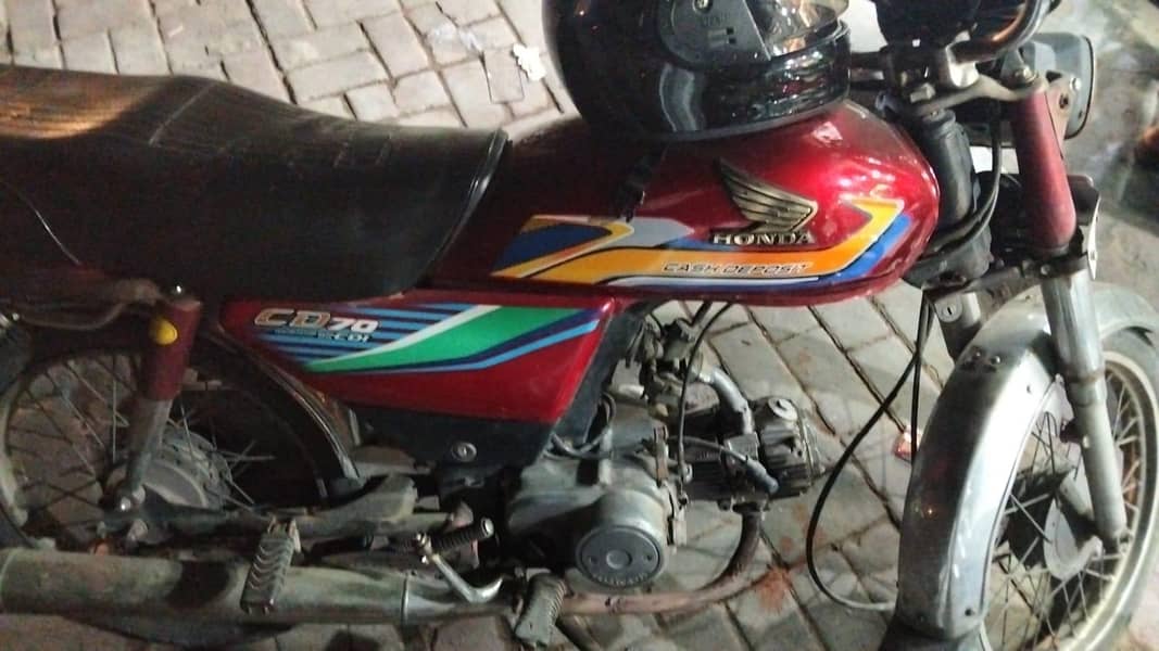 Honda CD70 2000 model 0