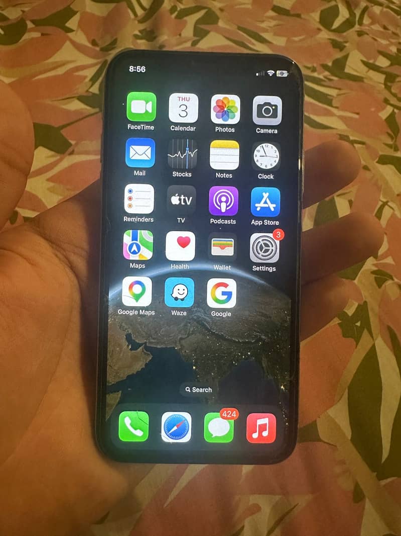 Apple iPhone X 3