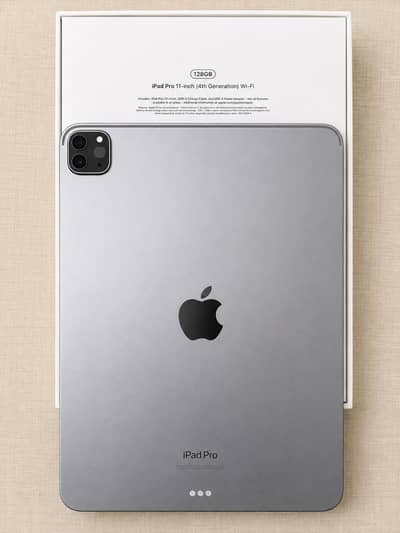 ipad pro m2 complete box excellent condition urgent sale