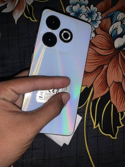 Infinix Smart 8 Ram4+4 memory 64 gb