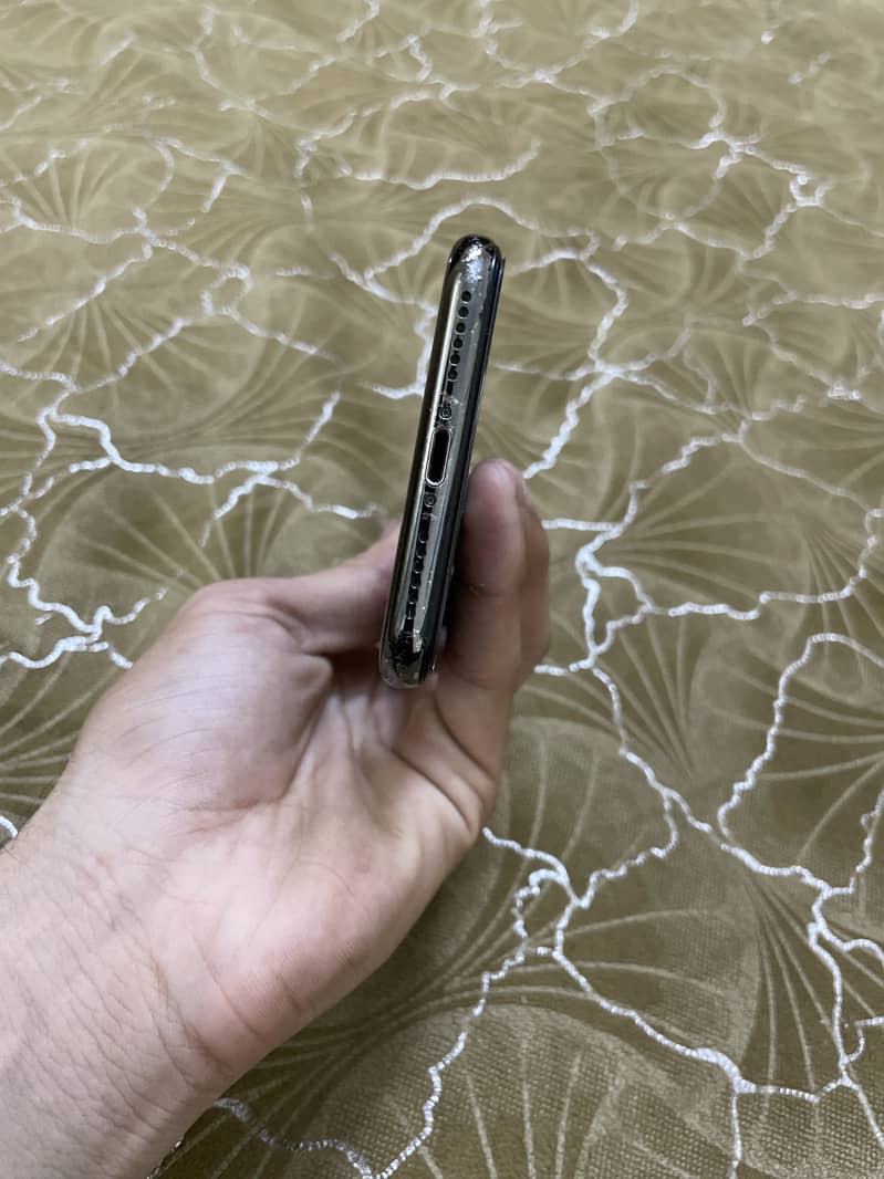 Apple iPhone X 7