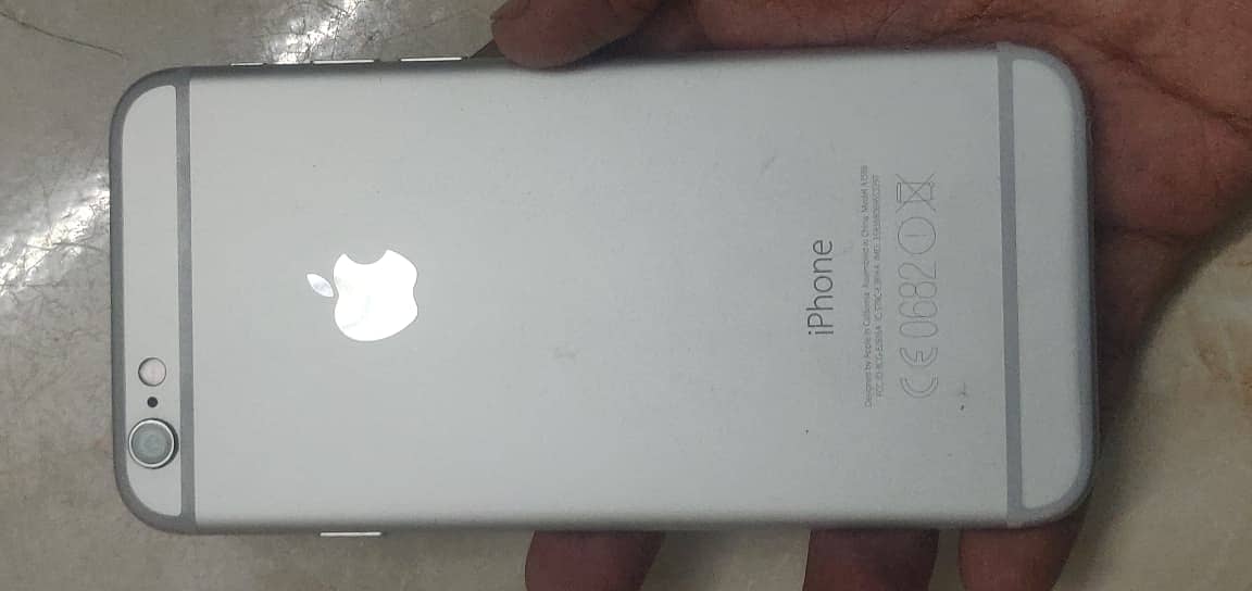Apple iPhone 6 0