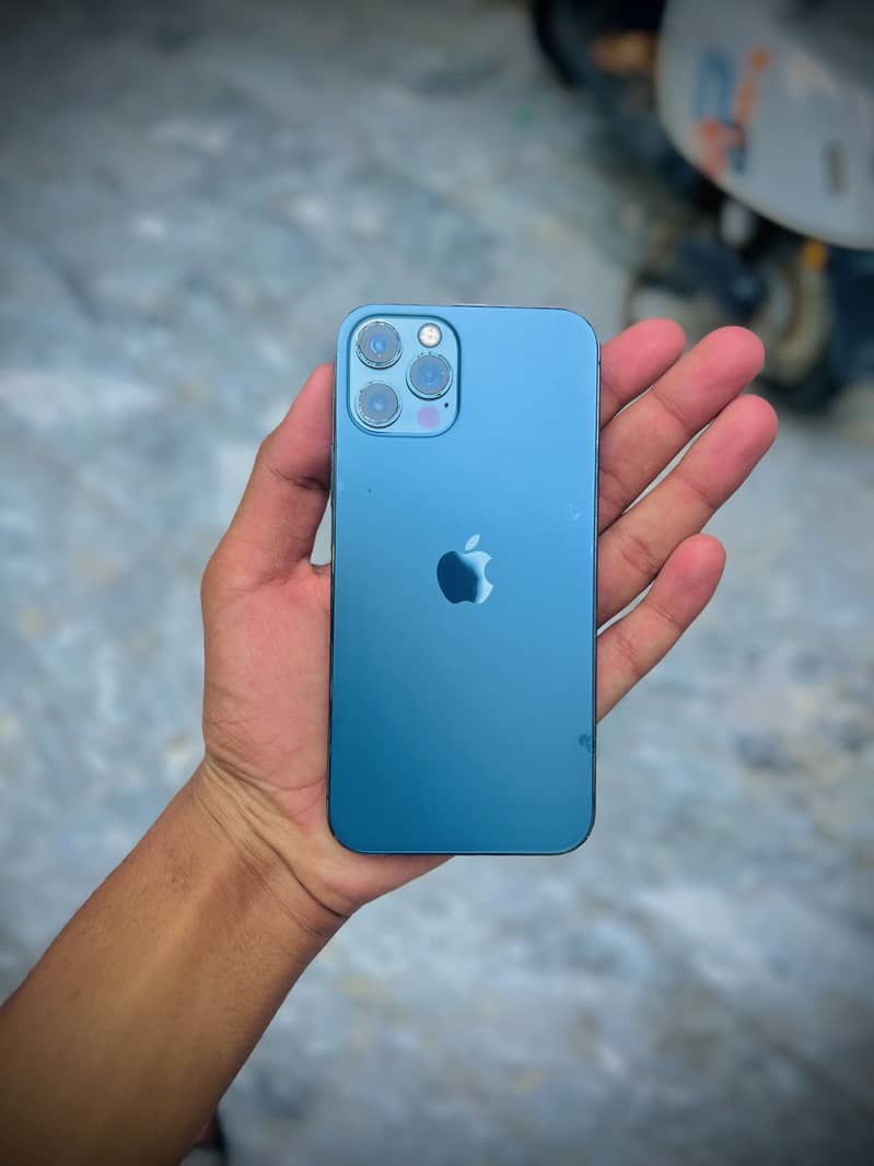 Apple iPhone 12 Pro 0