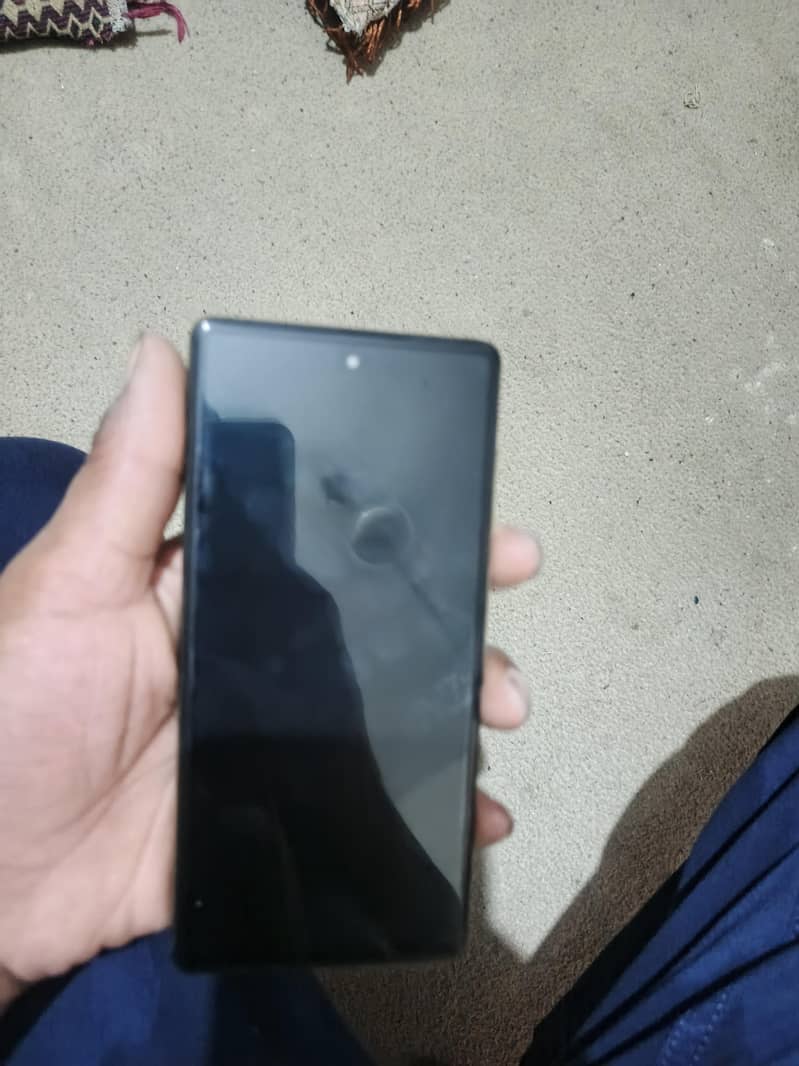 Google Pixel 6 4