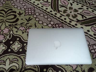 MacBook air 2015 8/128