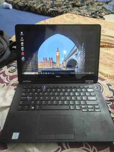 Dell core i7 6th generation. Good condition and 8gb and 238gb storage