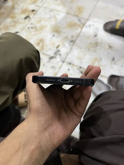 Apple iPhone 15
