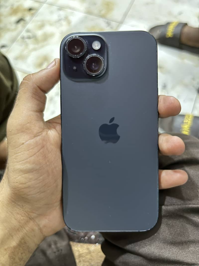Apple iPhone 15 4