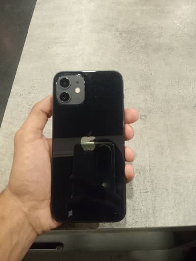 Apple iPhone 12