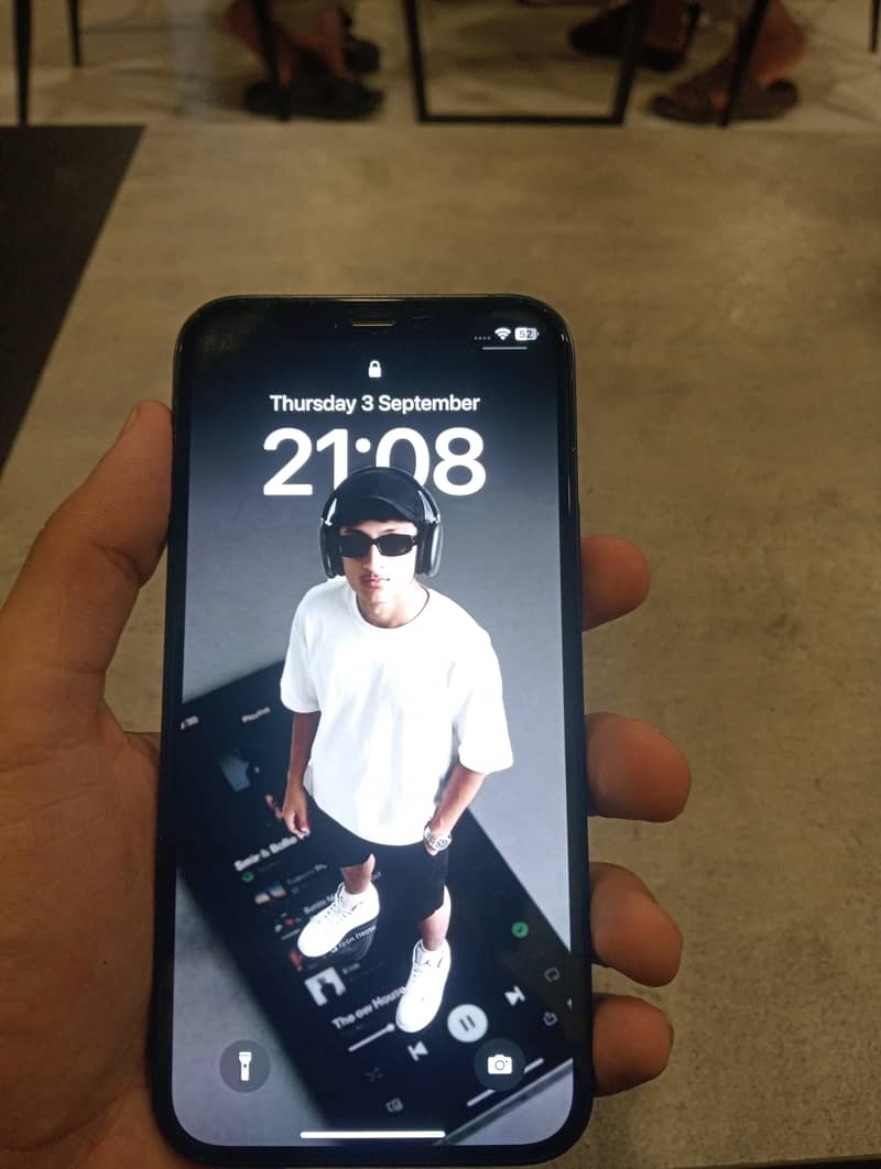 Apple iPhone 12 2