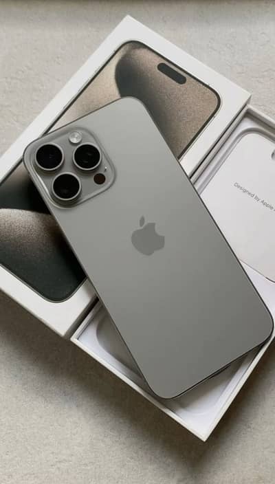 Apple iPhone 15 Pro Max