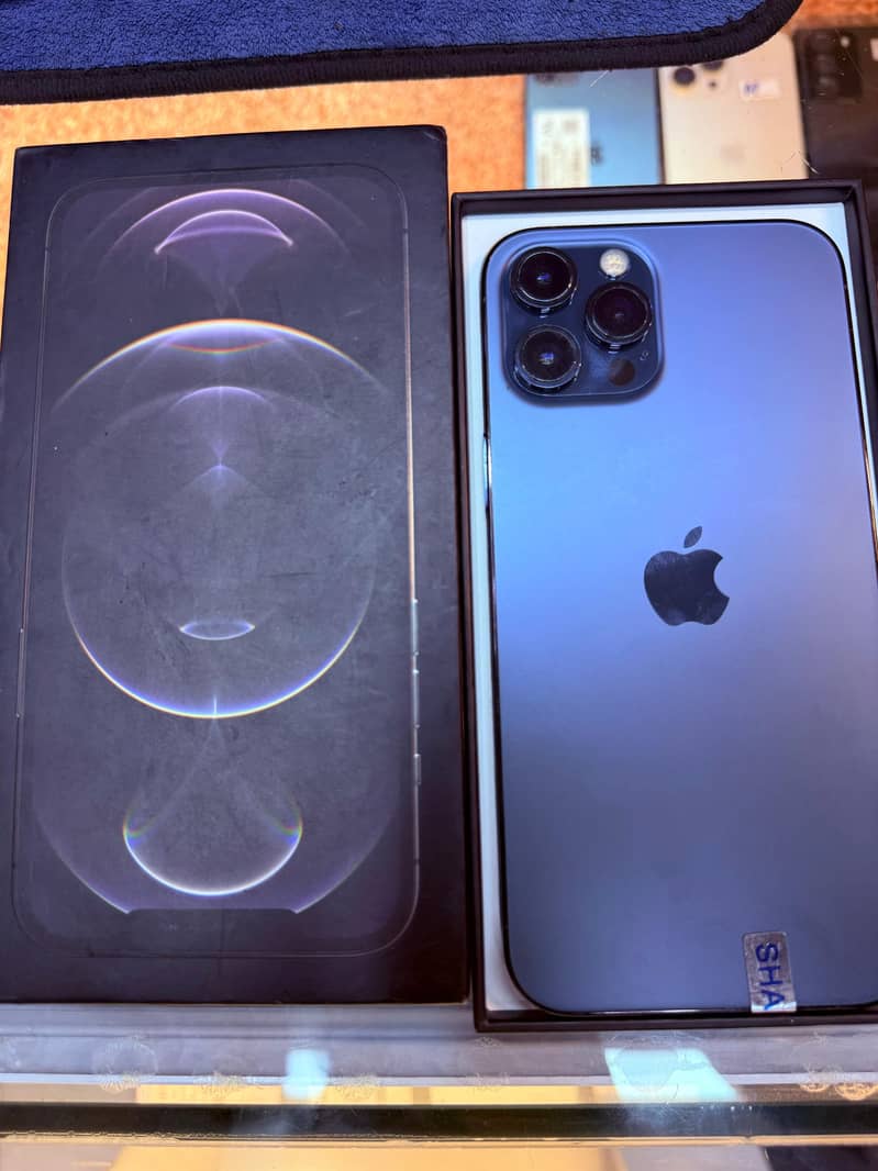 Apple iPhone 12 Pro Max 2