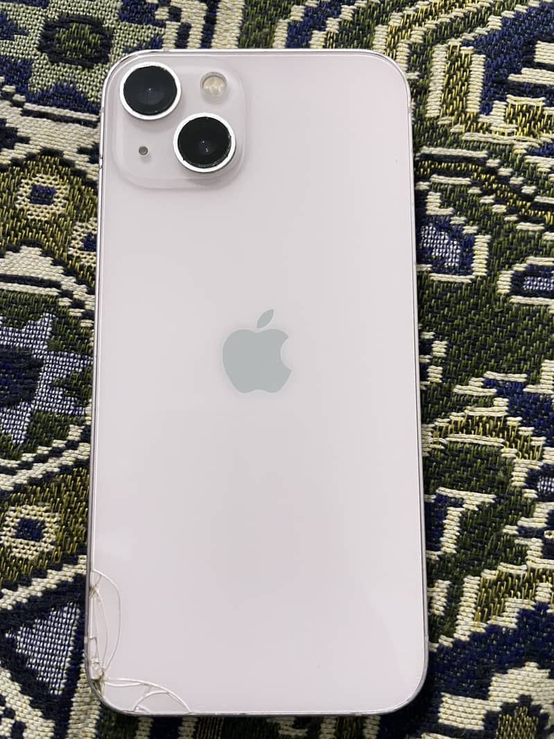 Apple iPhone 13 8