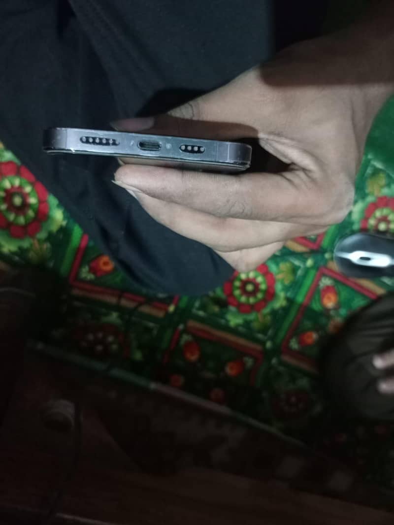 Apple iPhone 14 Pro Max 3