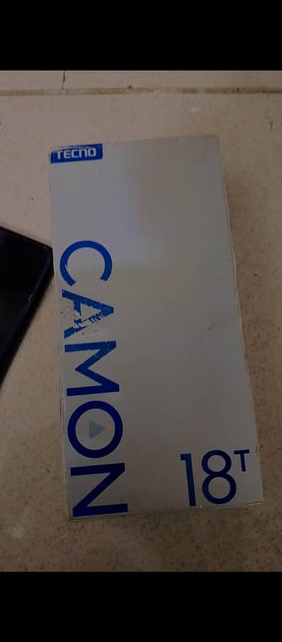 Tecno Camon 18
