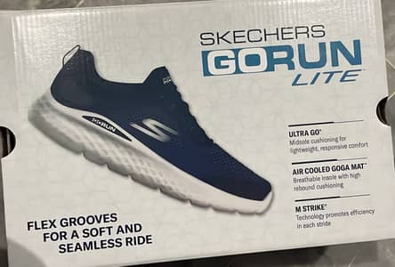 GoRun Sketchers Running Shoes