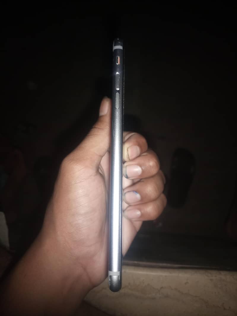Apple iPhone 6S Plus 3