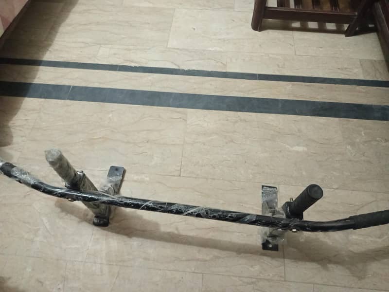 pull up bar 1
