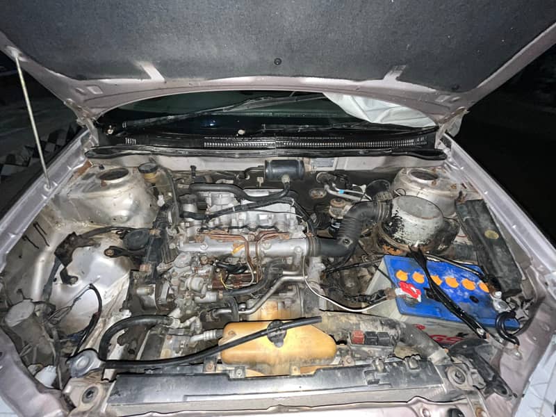 Corolla 2.0D Saloon 13