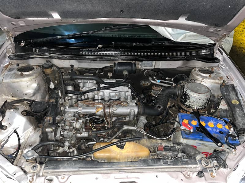 Corolla 2.0D Saloon 16