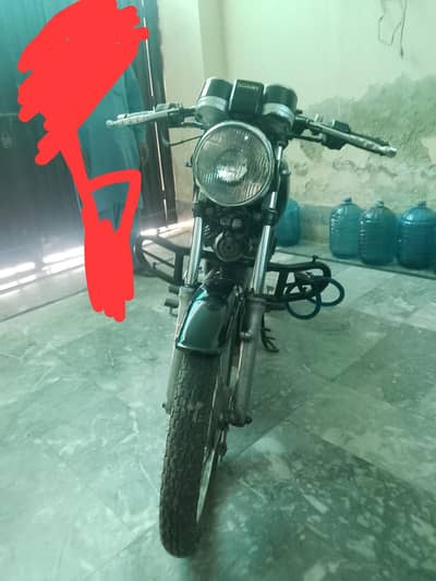 Suzuki GS 150