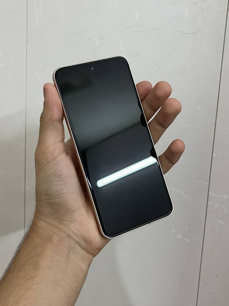 Google Pixel 8 3