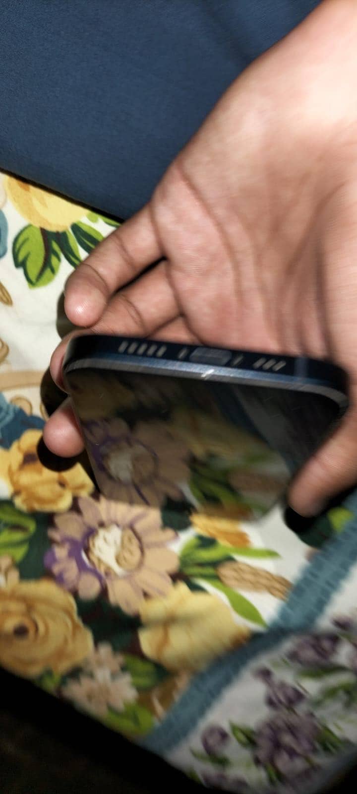 Apple iPhone 13 3