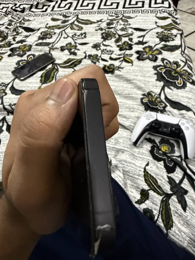 Apple iPhone 14 Pro Max 1