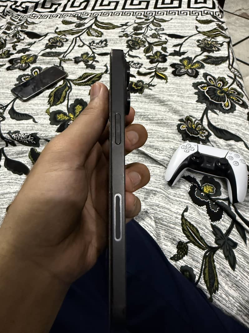 Apple iPhone 14 Pro Max 2