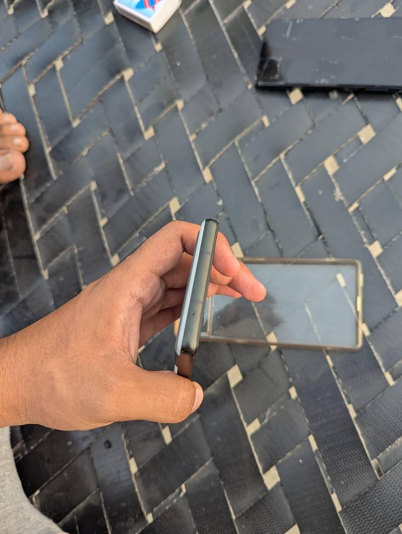 Google Pixel 6a 4
