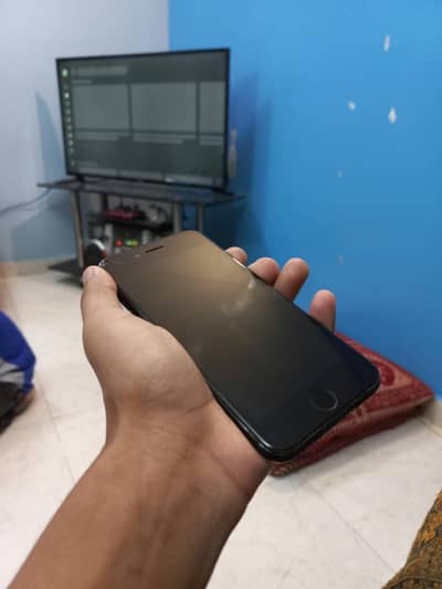 Iphone 7 Pta approved 32 gb
