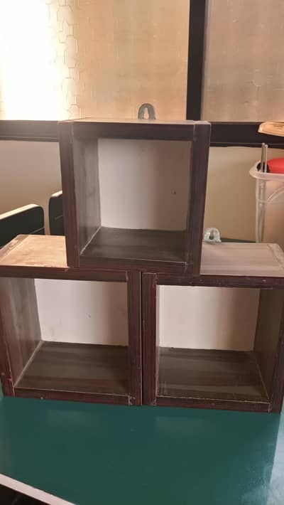 hanging shelf