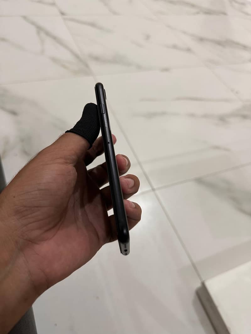 Apple iPhone SE 2
