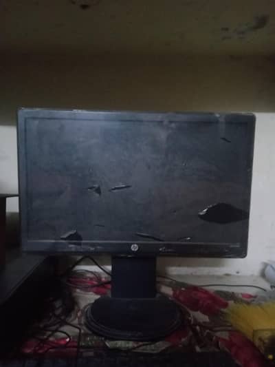 HP LV1911 19 Inch LED Monitor | Fully Working | Clean Condition