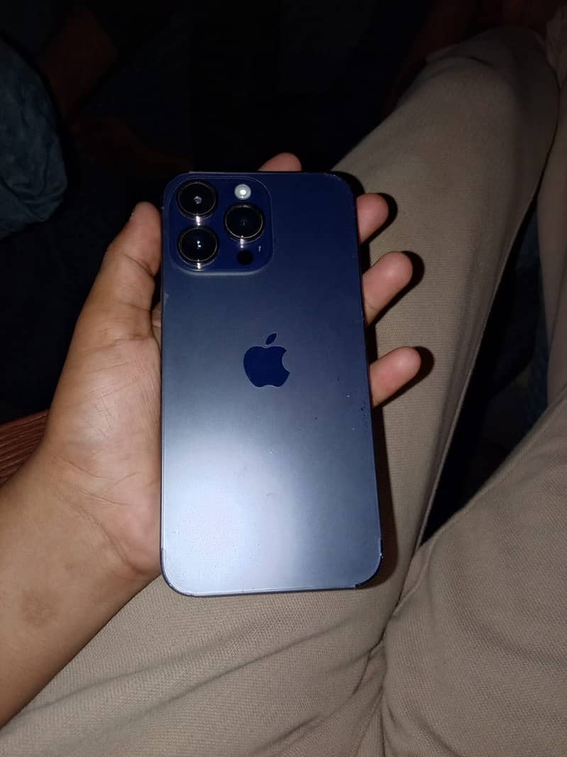 Apple iPhone 14 Pro Max 2