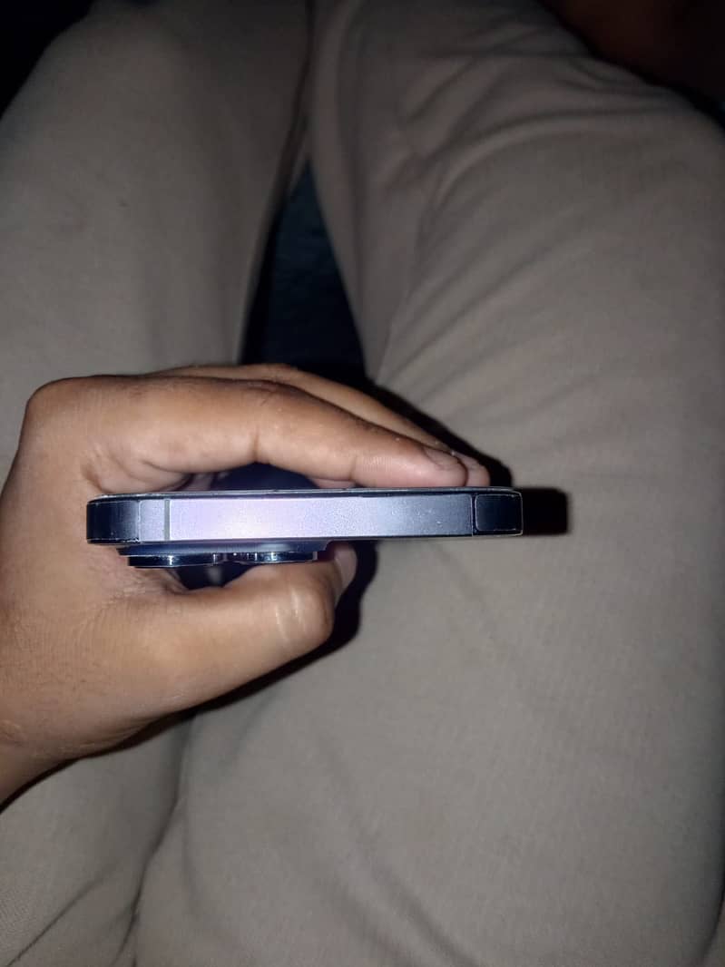 Apple iPhone 14 Pro Max 3