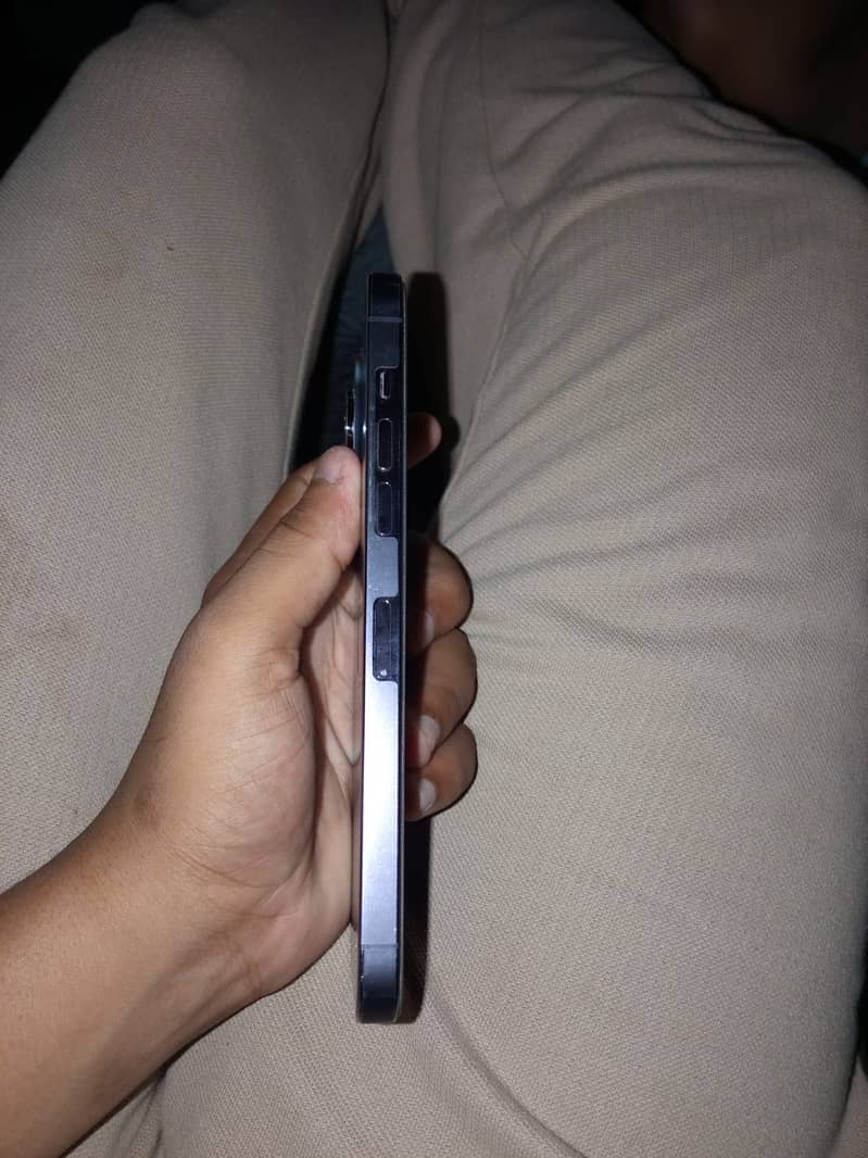 Apple iPhone 14 Pro Max 5