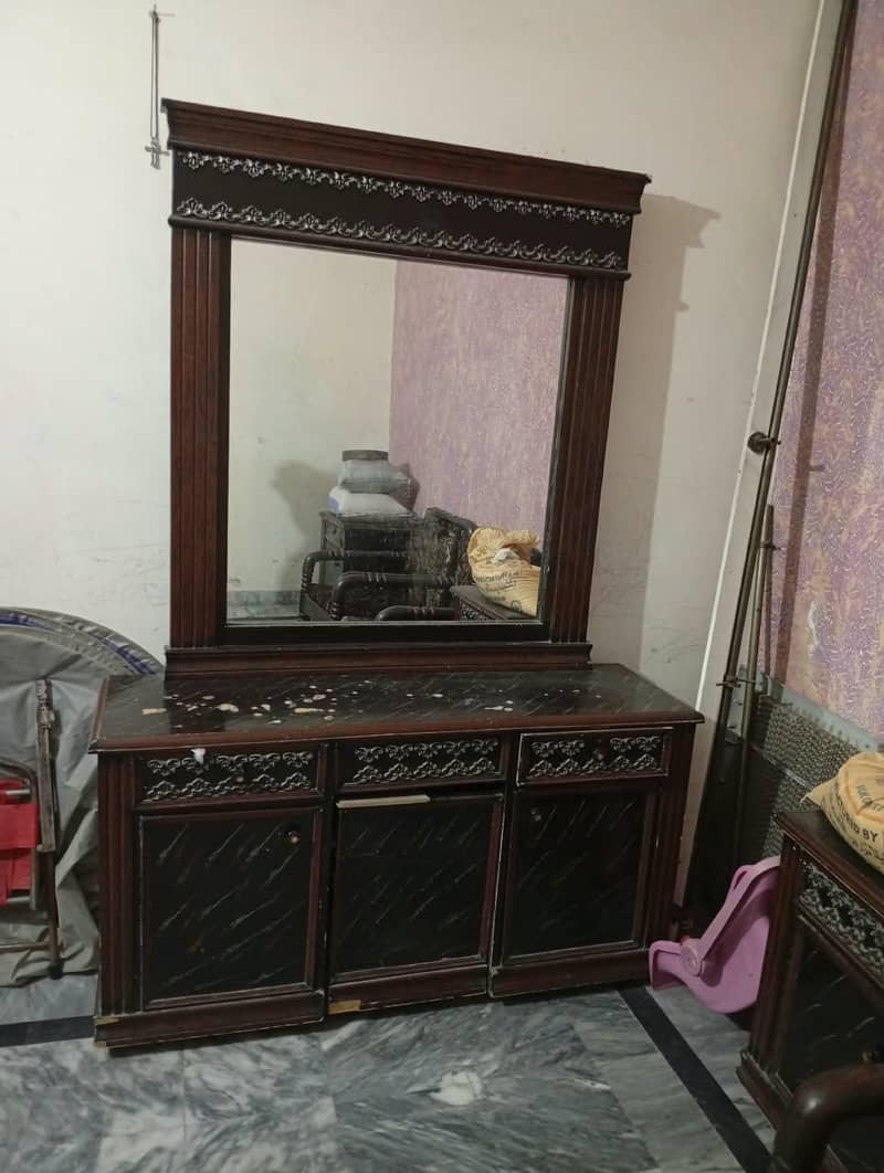 Showcase and Dressing Table 1