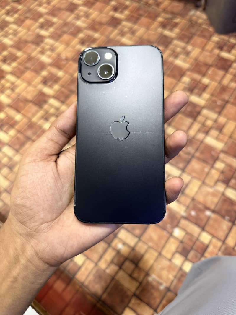 Apple iPhone 13 0