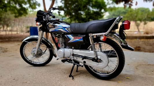 Honda CG 125 2025