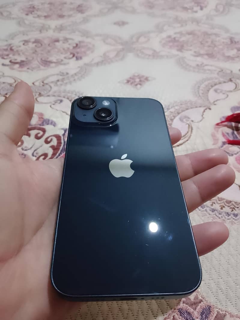 Apple iPhone 14 4