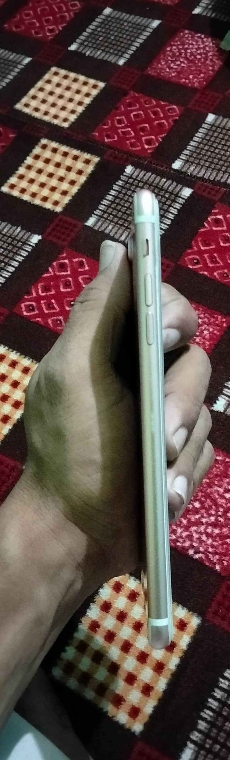 Apple iPhone 7 Plus 4